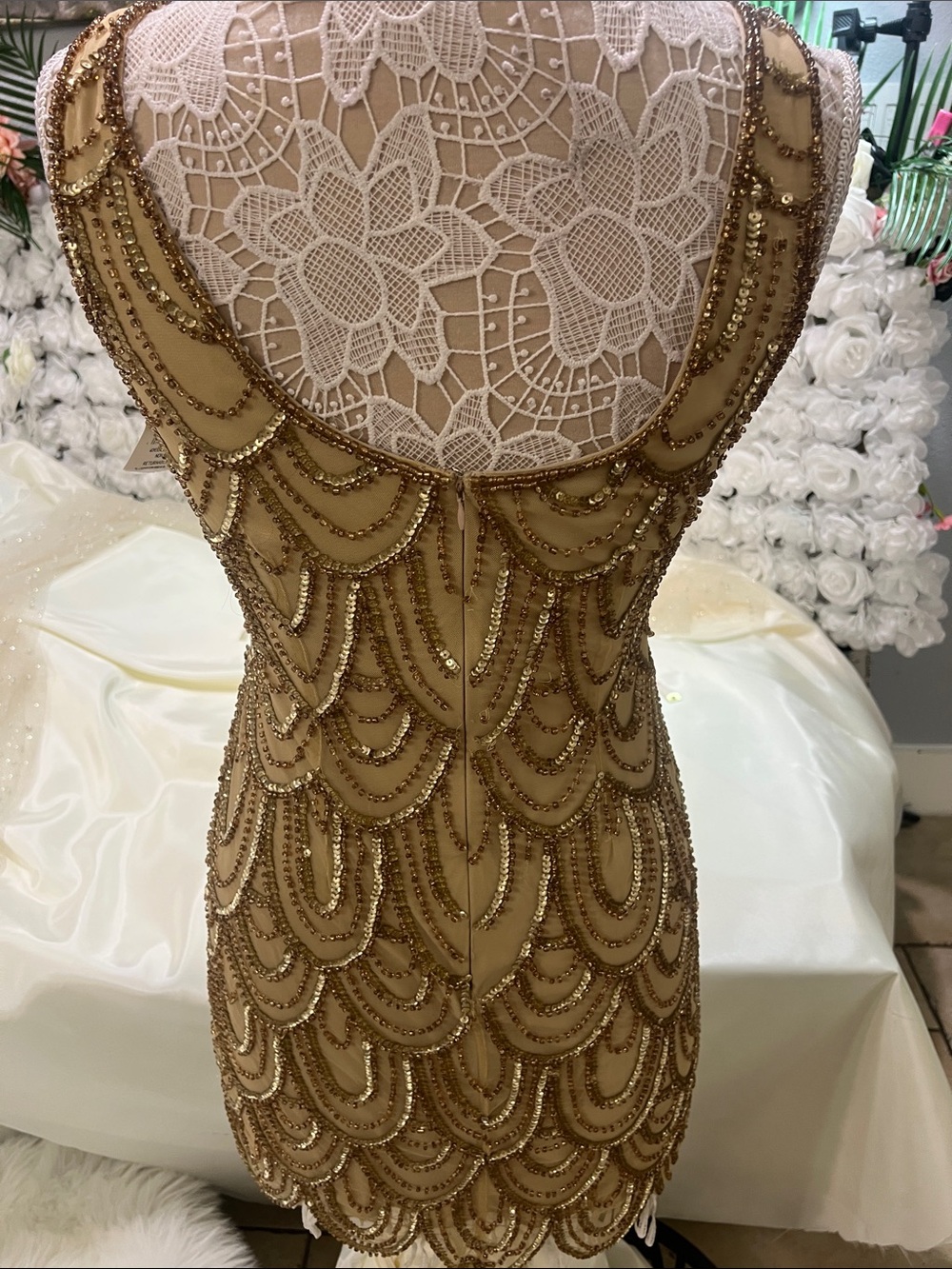 Pisarro Nights Gold Beaded Scallop-Pattern Mini Dress - Picture 6 of 17